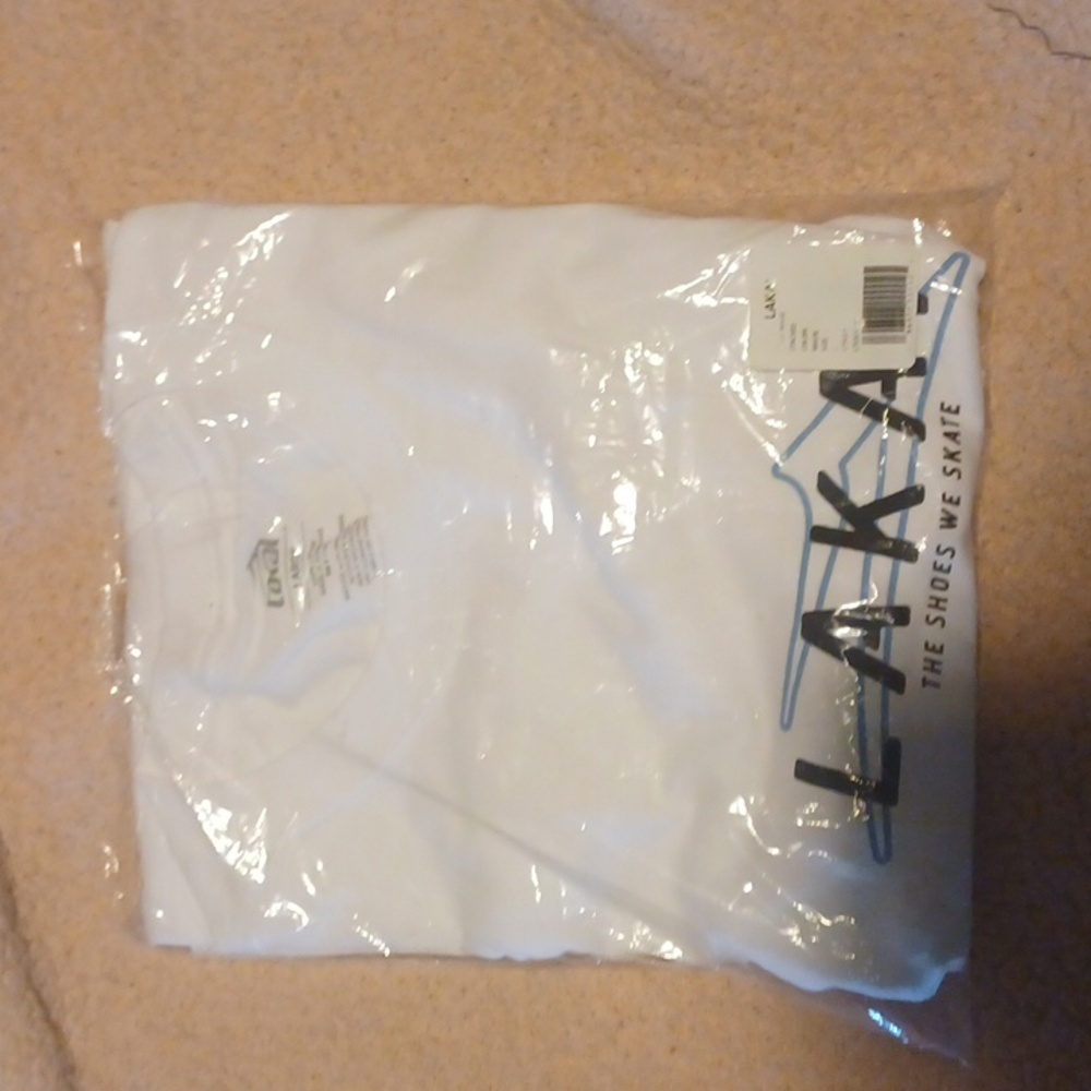 Size lrg Lakai t-shirt white
